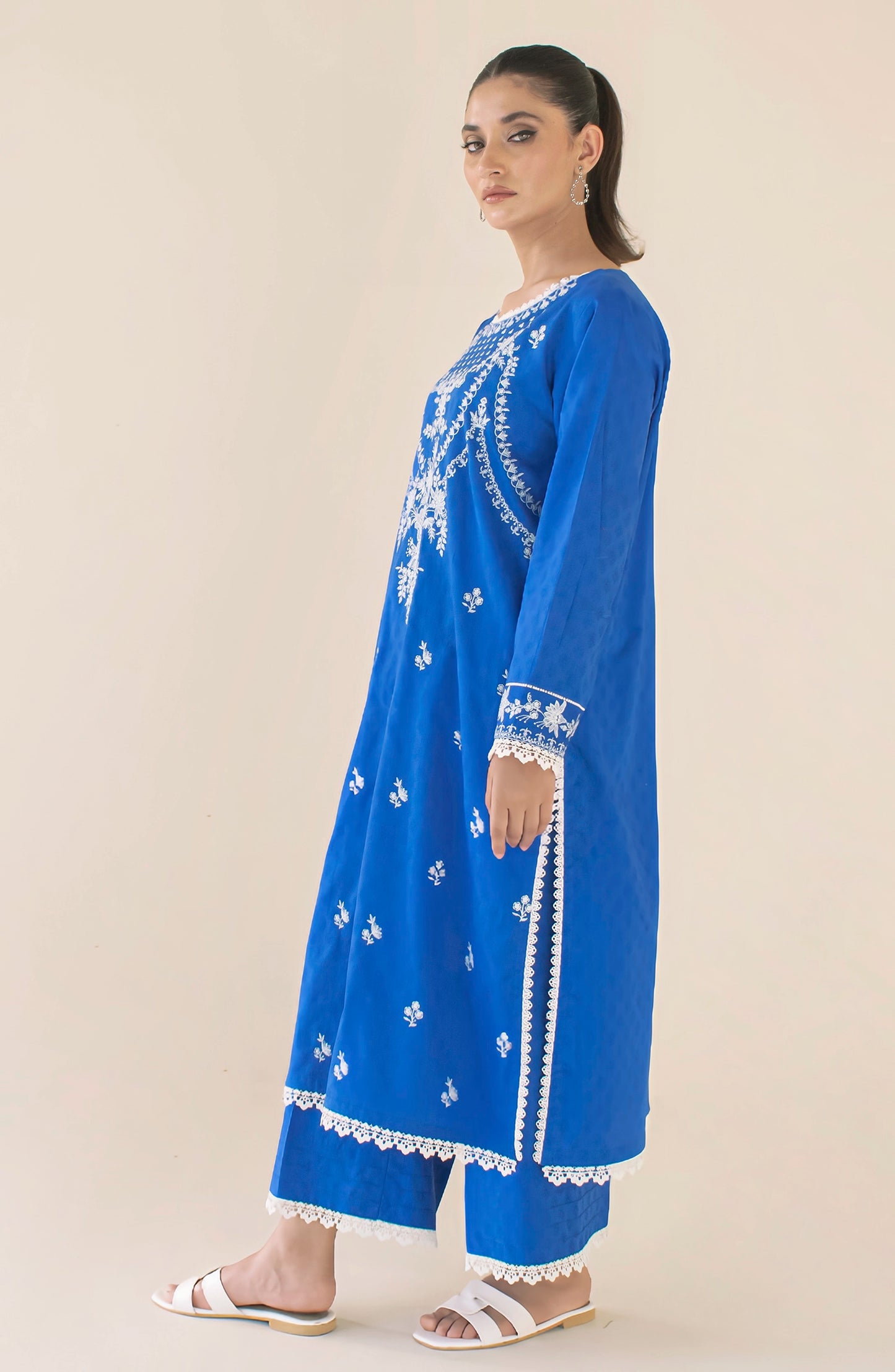 Stitched | 2 Piece | Luxury Premium Embroidered | WRHC24S-2004