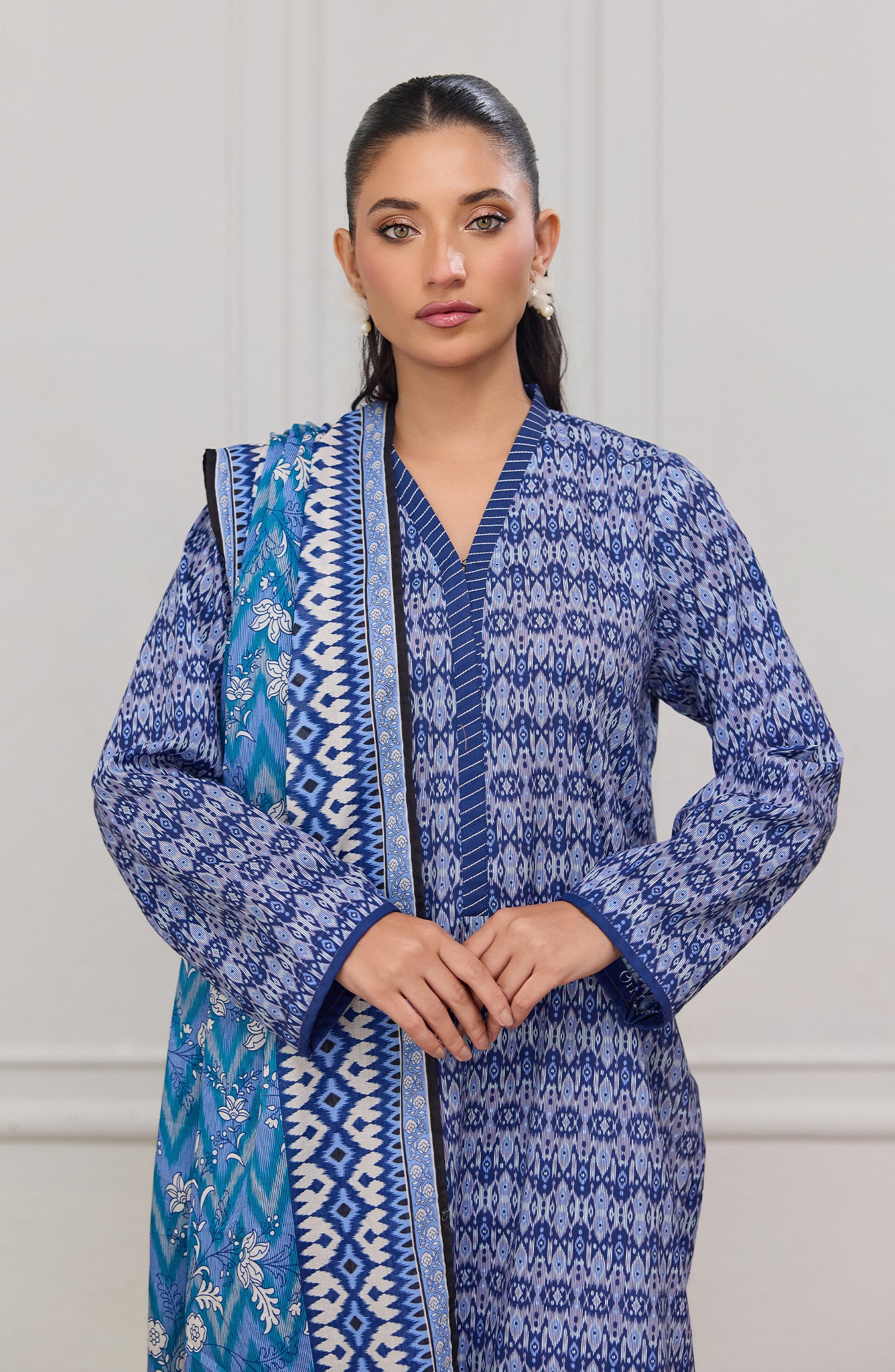 Unstitched | 3 Piece | Printed | LAWN Shirt | OTL-25-031/U BLUE