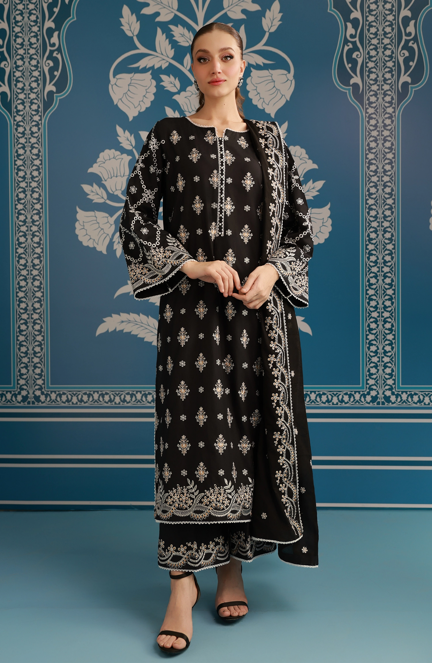 Unstitched | 3 Piece | Embroidered | CHIKANKARII Shirt | WRFC25S-3019/U BLACK