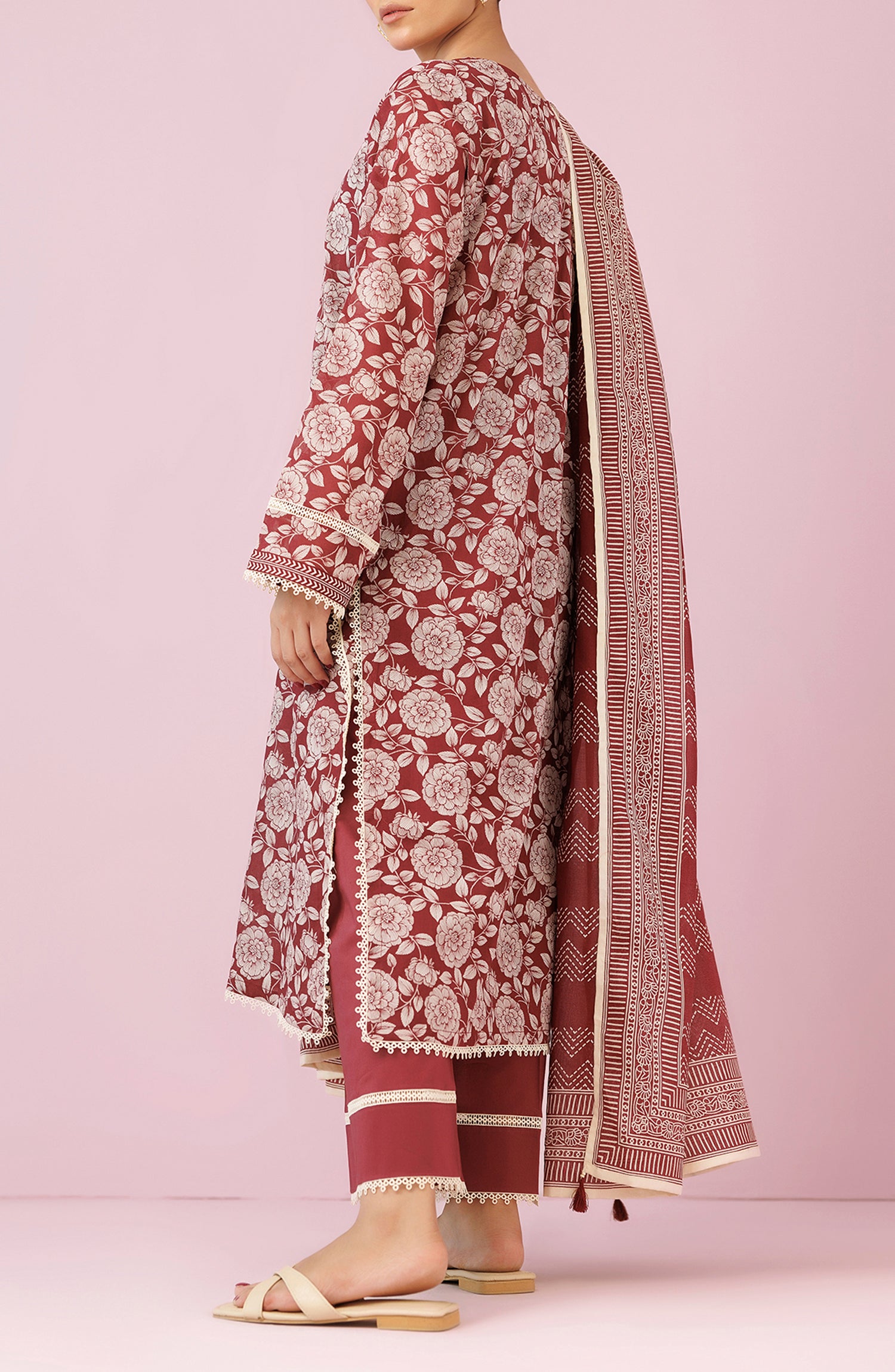 OTL-24-130/U MAROON LAWN Women UNSTITCHED SHIRT DUPATTA PANTS