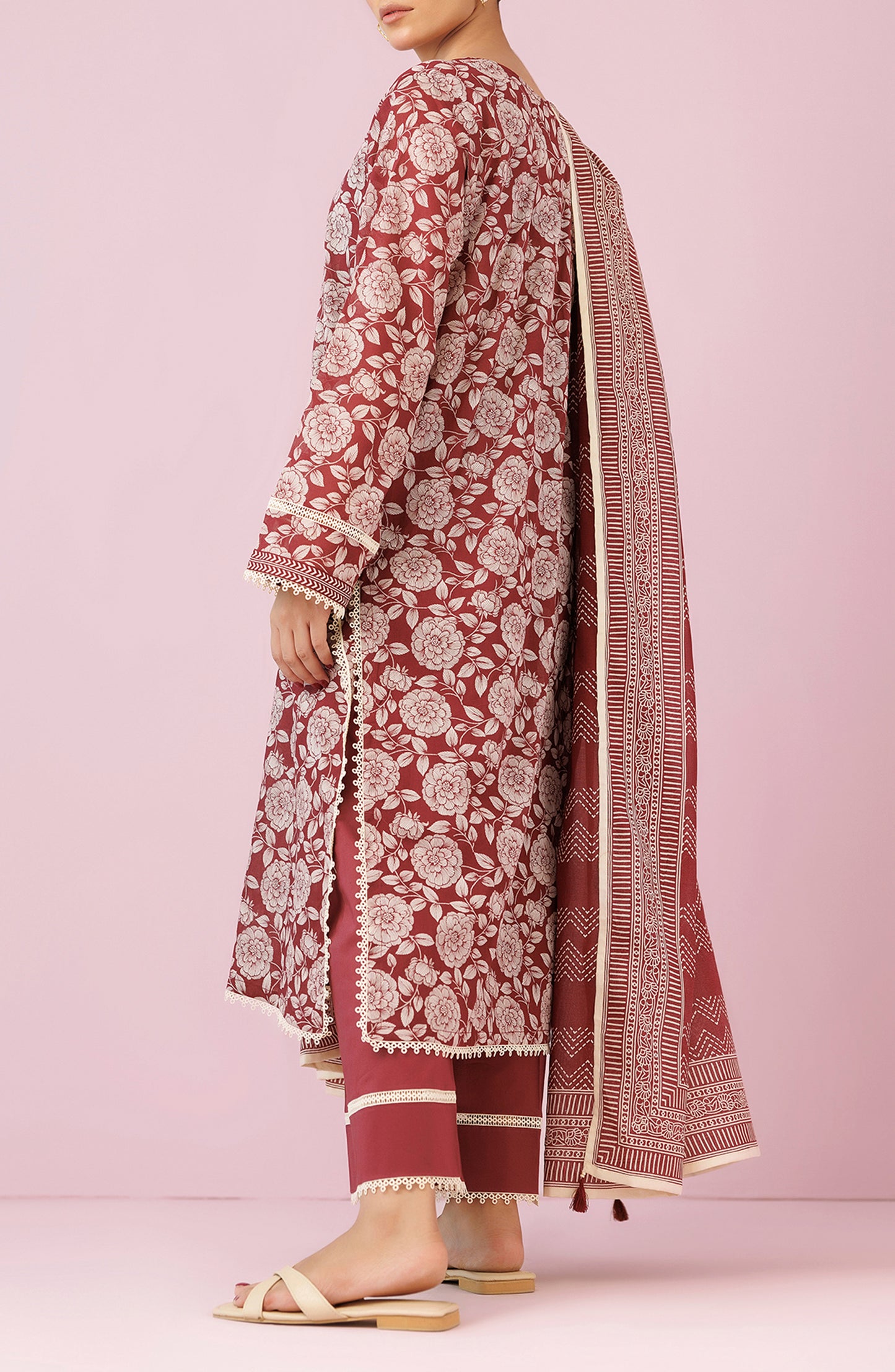 OTL-24-130/U MAROON LAWN Women UNSTITCHED SHIRT DUPATTA PANTS