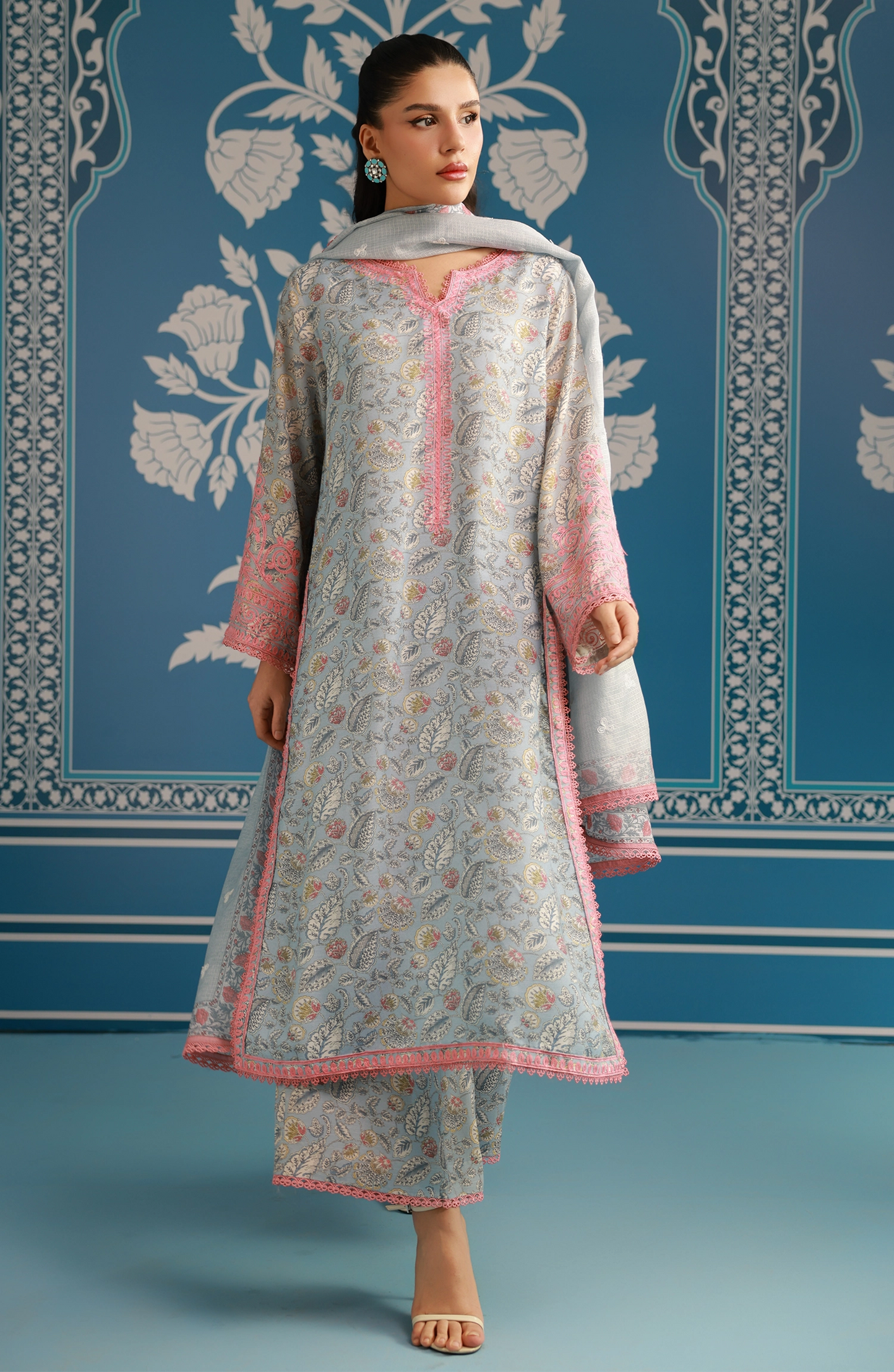 Stitched | 3 Piece | Embroidered | Raw Silk Shirt | WRCC25S-3006/S GREY