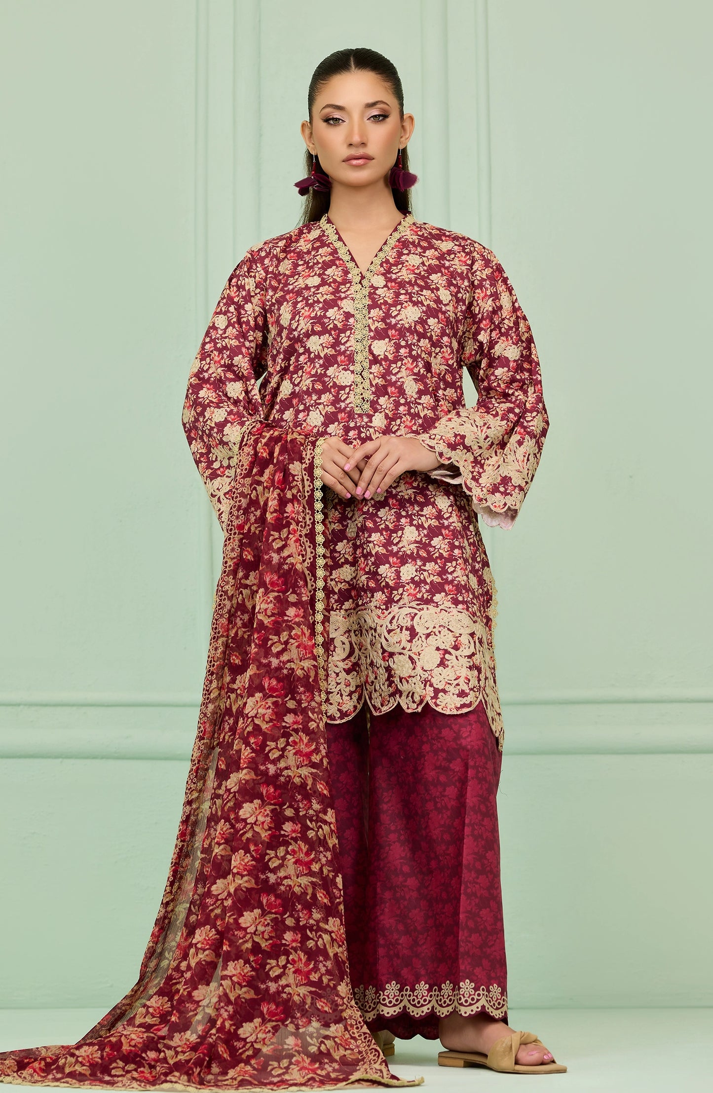 Stitched | 3 Piece | Embroidered | Cotton Viscose Shirt | WRFC26S-3001/S RED
