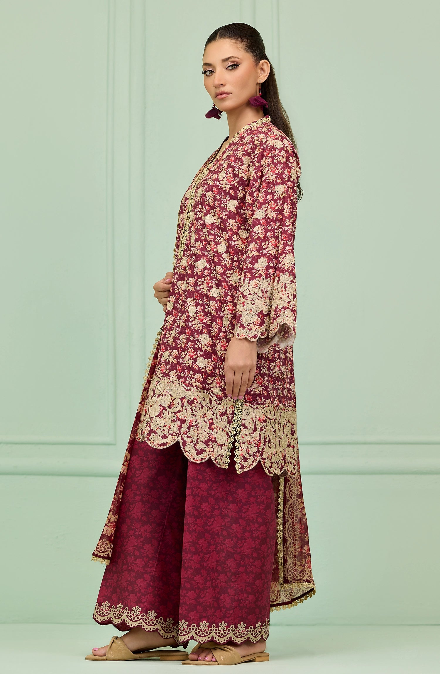Stitched | 3 Piece | Embroidered | Cotton Viscose Shirt | WRFC26S-3001/S RED