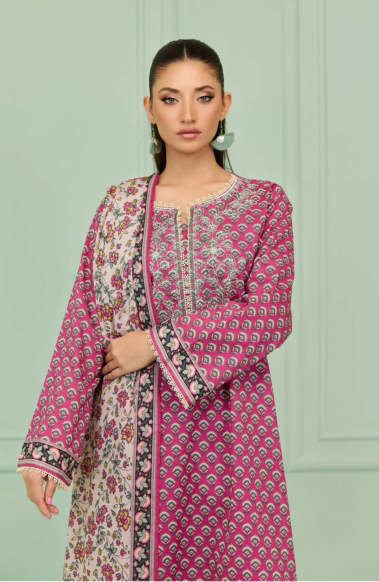 Unstitched | 3 Piece | Embroidered | Lawn Shirt | OTL-20116/U PINK