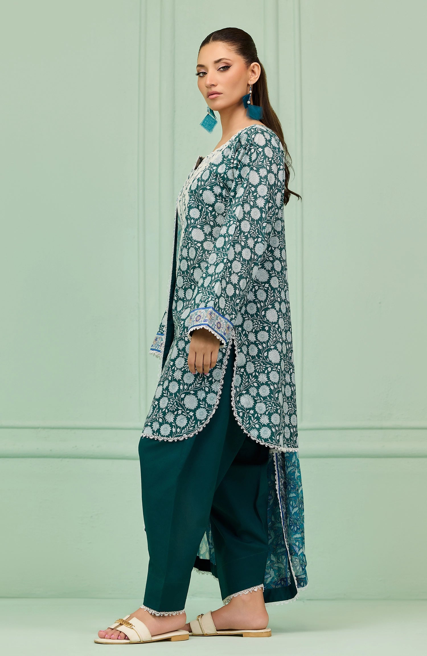 Unstitched | 3 Piece | Embroidered | Lawn Shirt | OTL-20236/U GREEN