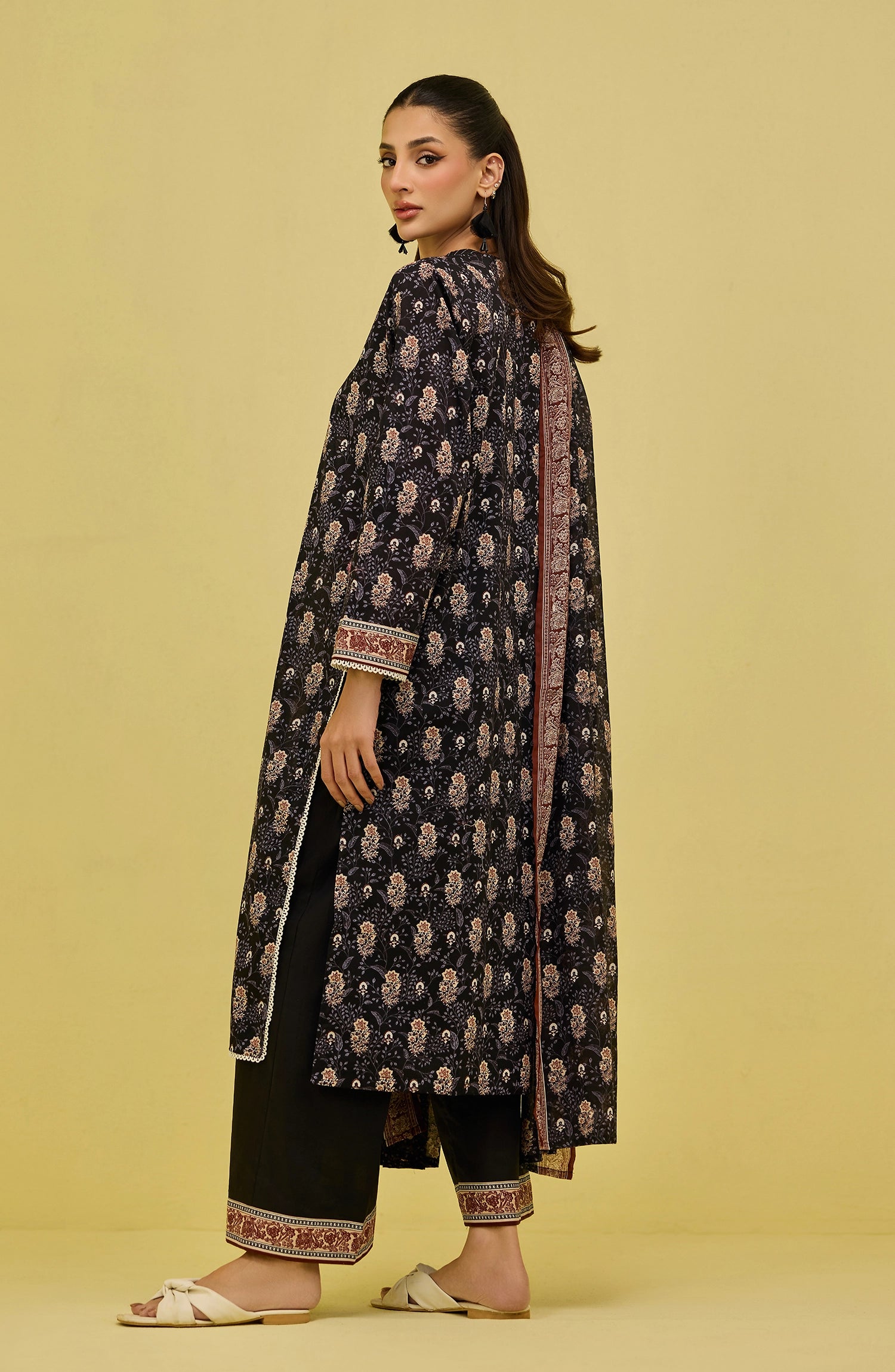 Unstitched | 3 Piece | Printed | Lawn Shirt | OTL-20906/U BLACK