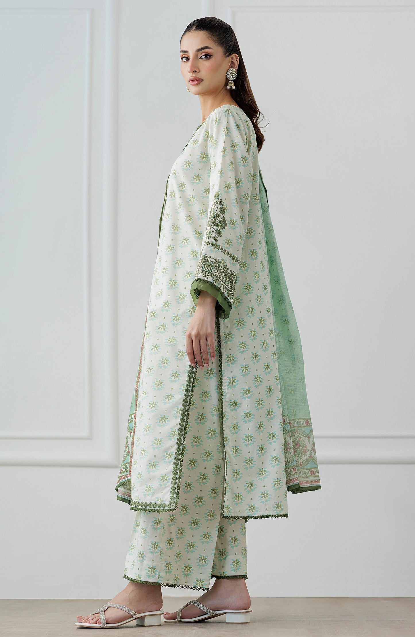 Stitched | 3 Piece | Embroidered | LAWN SHIRT | WRHC25S-3002/S BEIGE