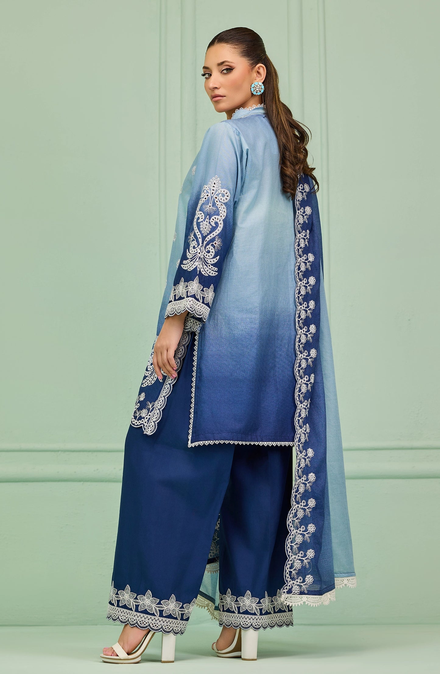 Stitched | 3 Piece | Embroidered | Lawn Shirt | WRHC26S-3004/S BLUE