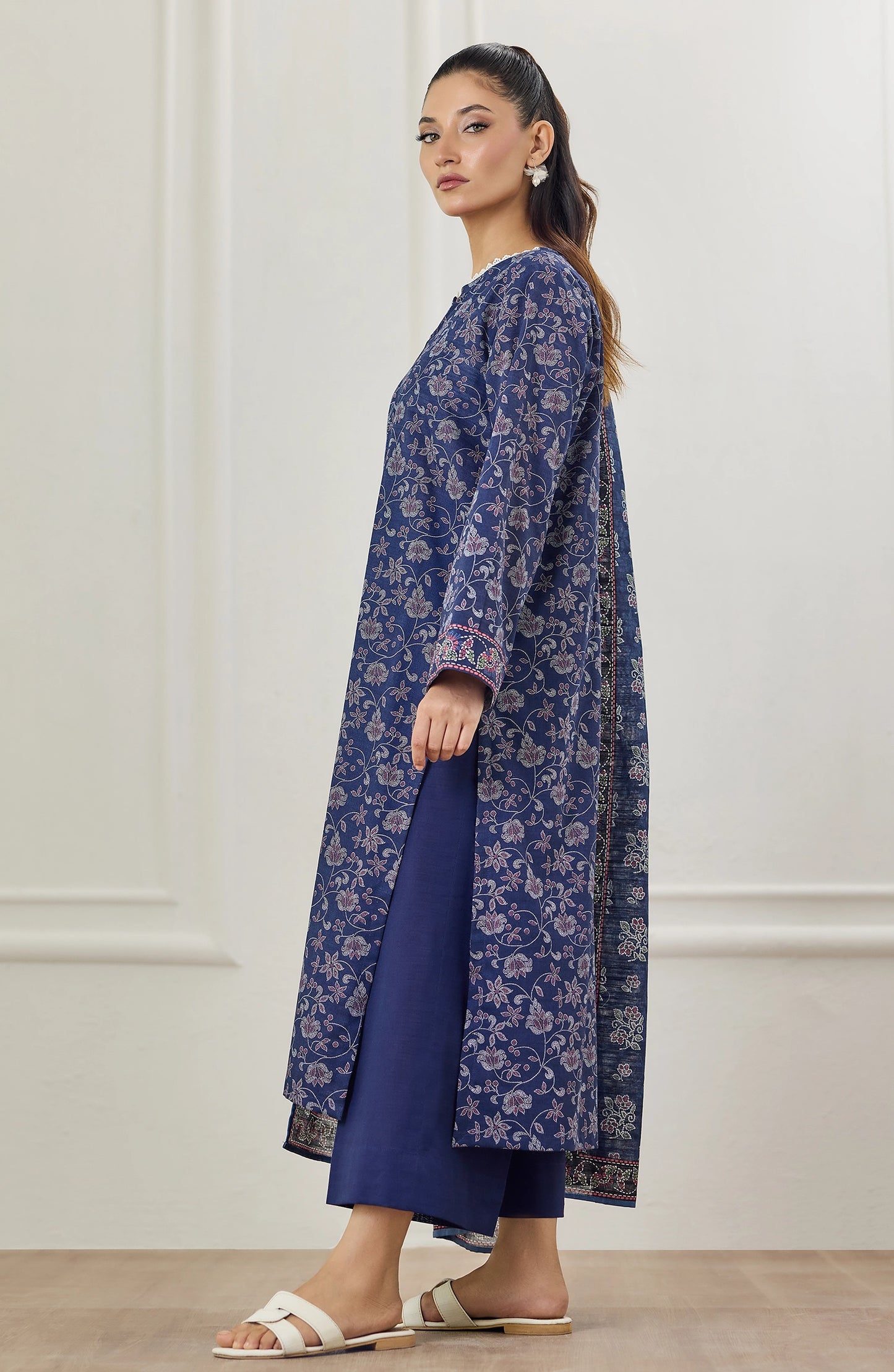 Unstitched | 3 Piece | Printed Khaddar | OTL-25-434