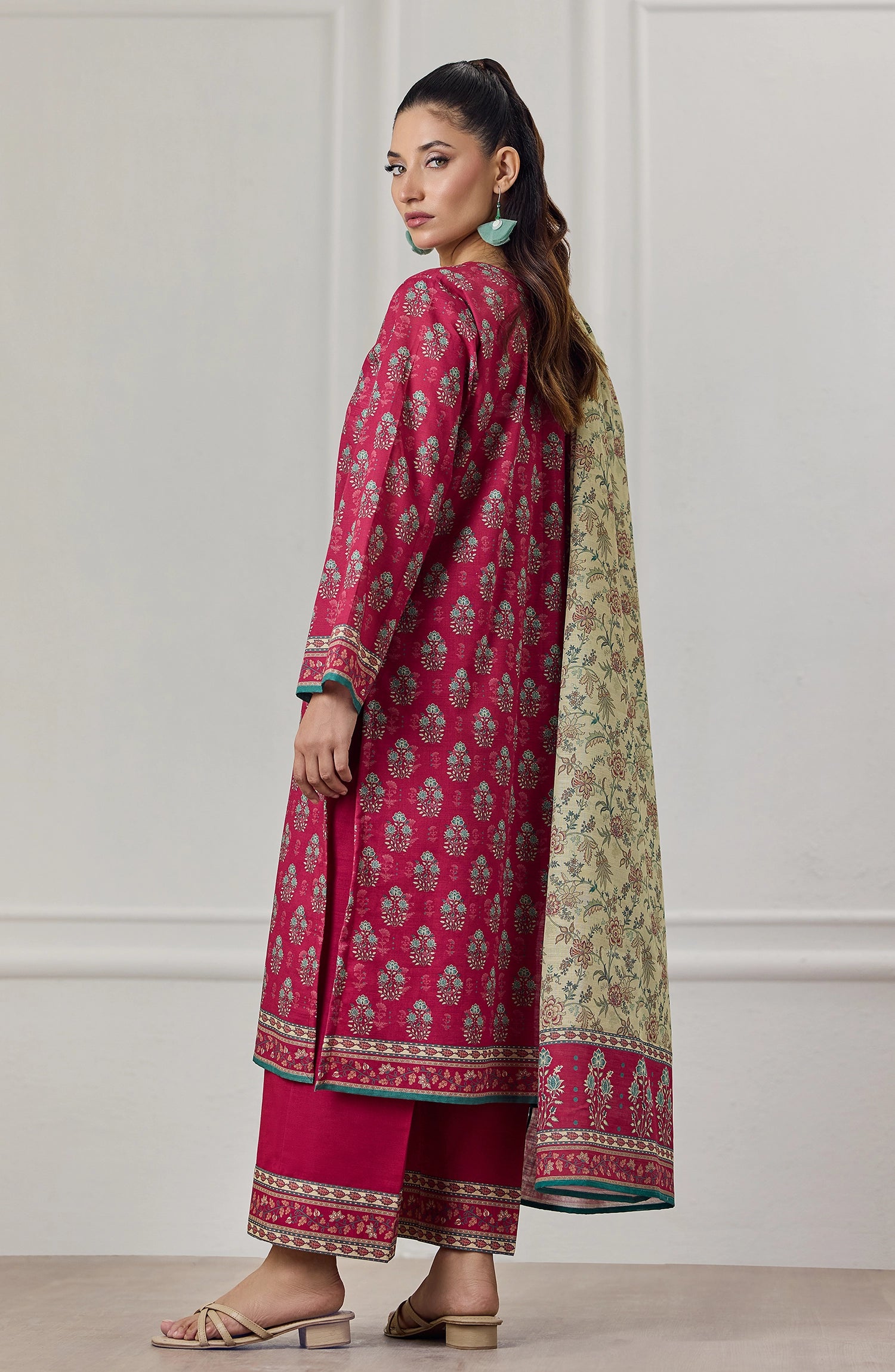 Unstitched | 3 Piece | Printed Khaddar | OTL-25-416