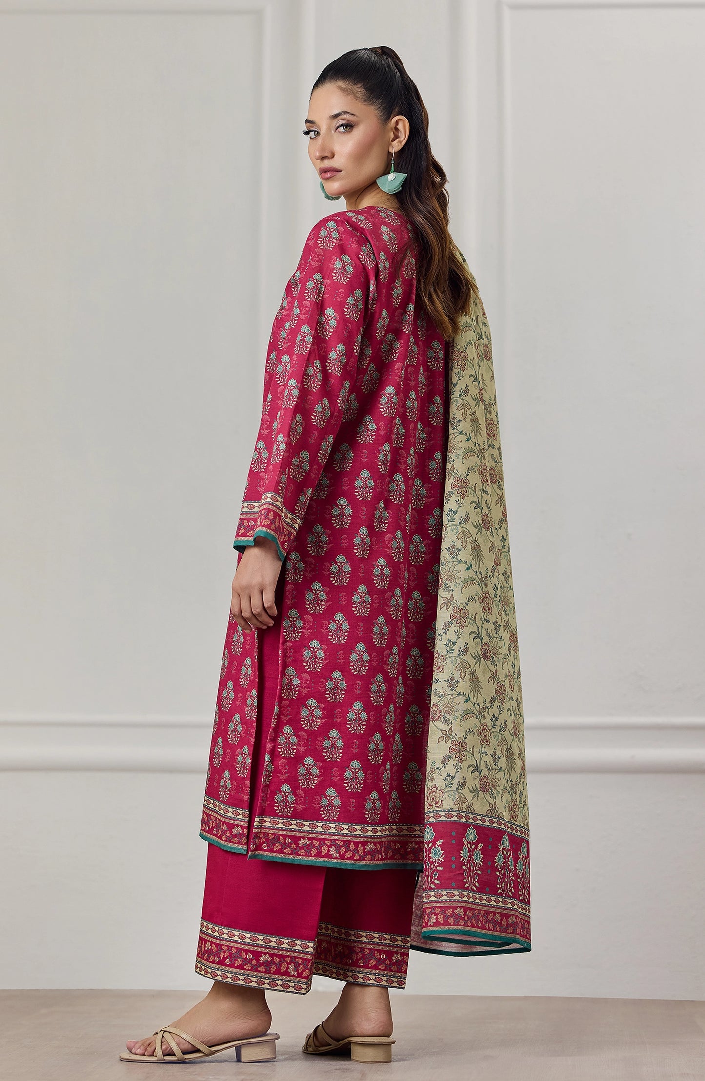 Unstitched | 3 Piece | Printed Khaddar | OTL-25-416