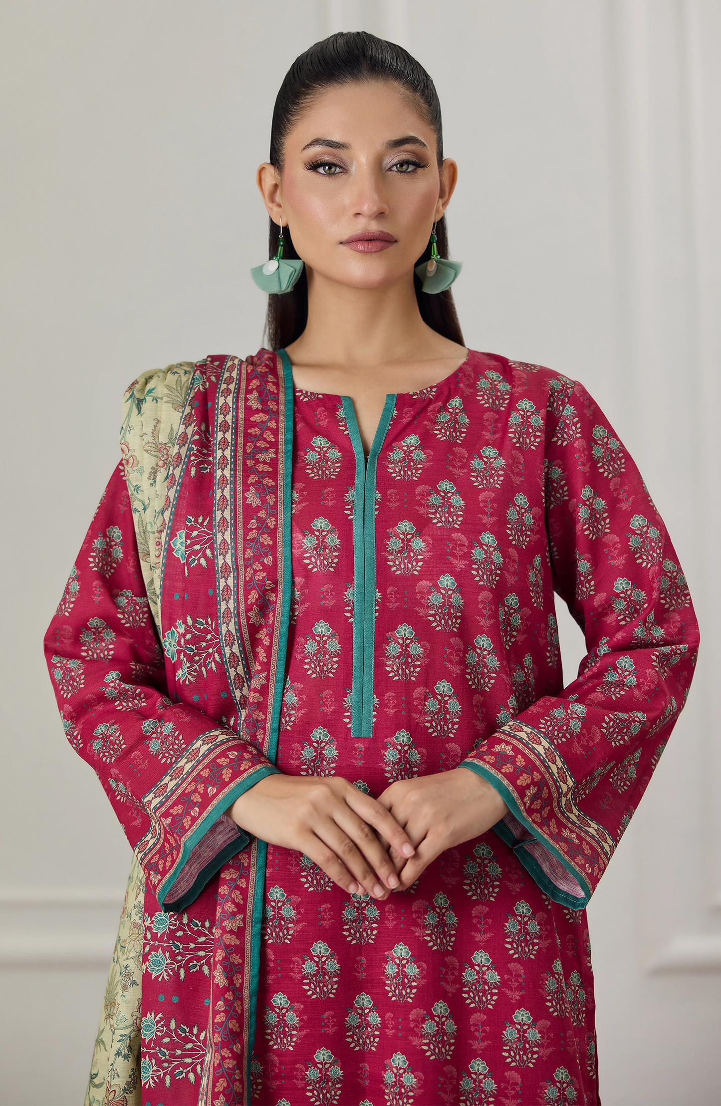 Unstitched | 3 Piece | Printed Khaddar | OTL-25-416
