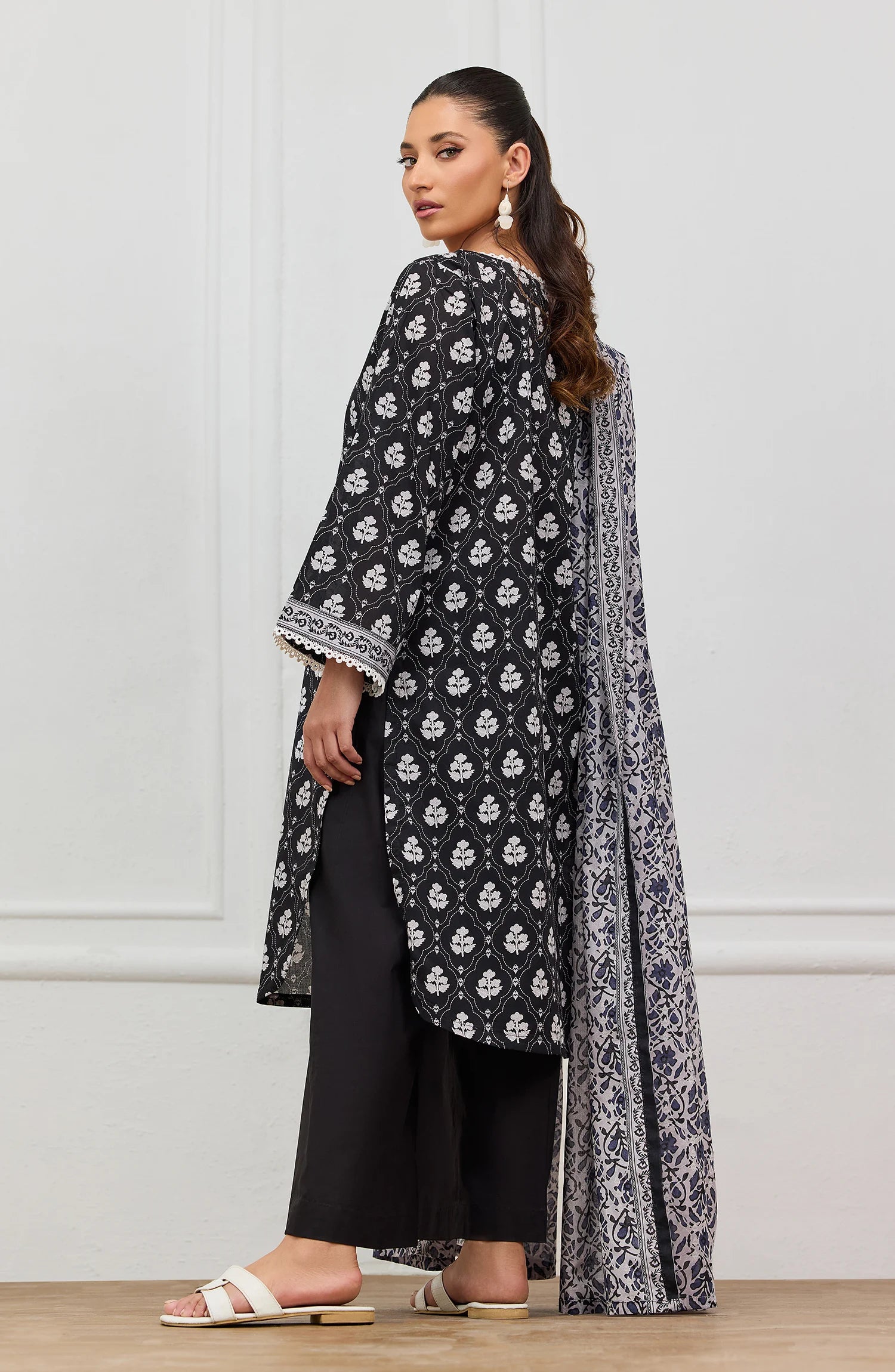 Unstitched | 3 Piece | Printed | Lawn Shirt | OTL-20086/U BLACK