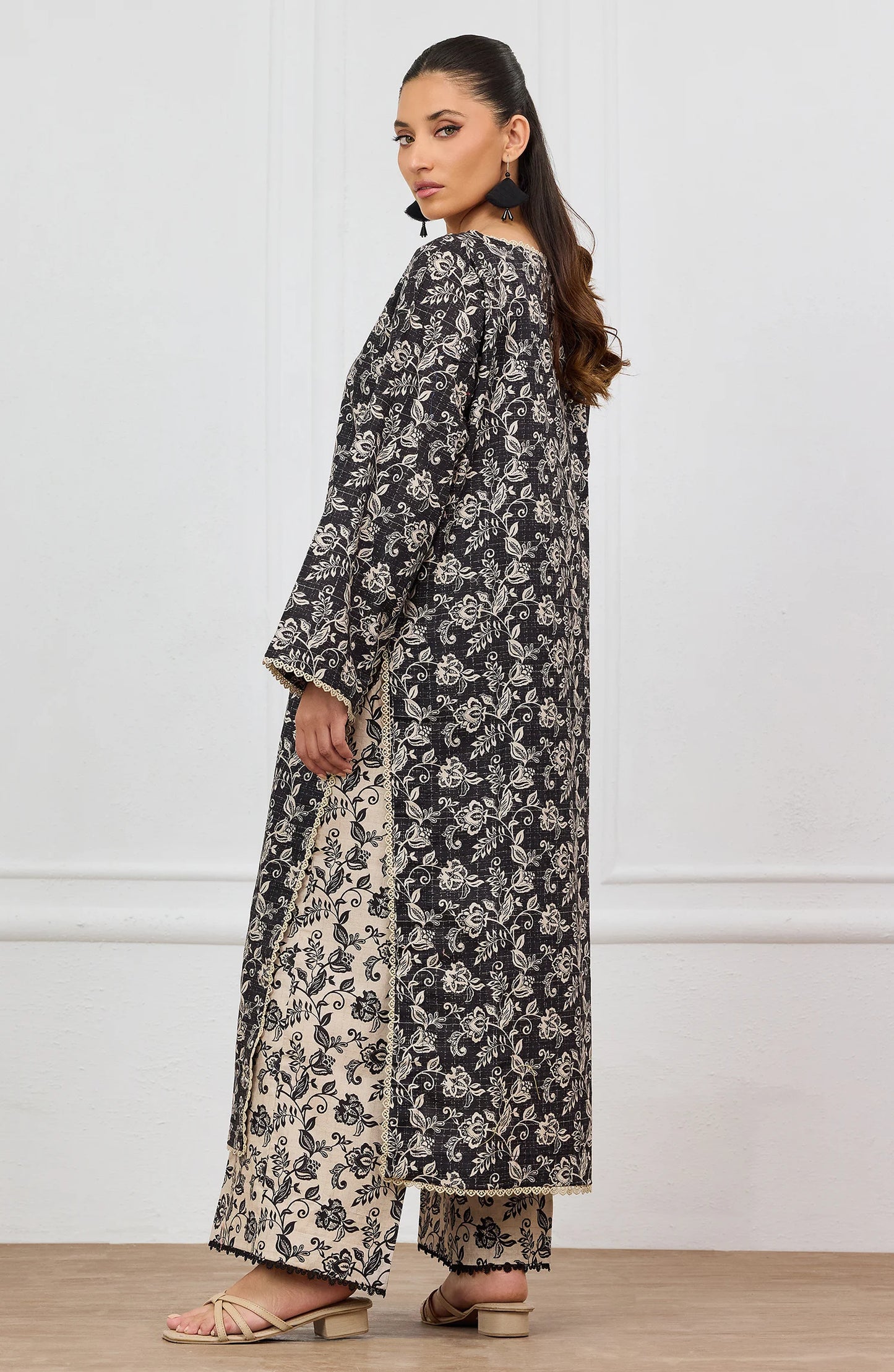 Stitched | 2 Piece | Printed | Lawn Jacquard Shirt | WRCJ25S-2060/S BLACK