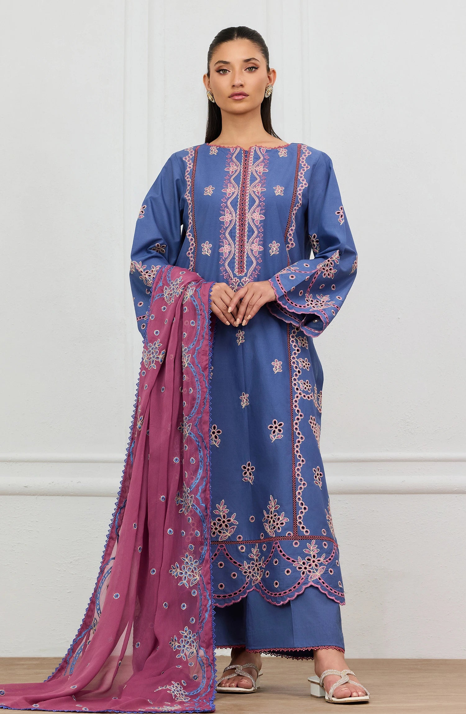Unstitched | 3 Piece | Embroidered | CHIKANKARI Shirt | WRFC25S-3031/U BLUE