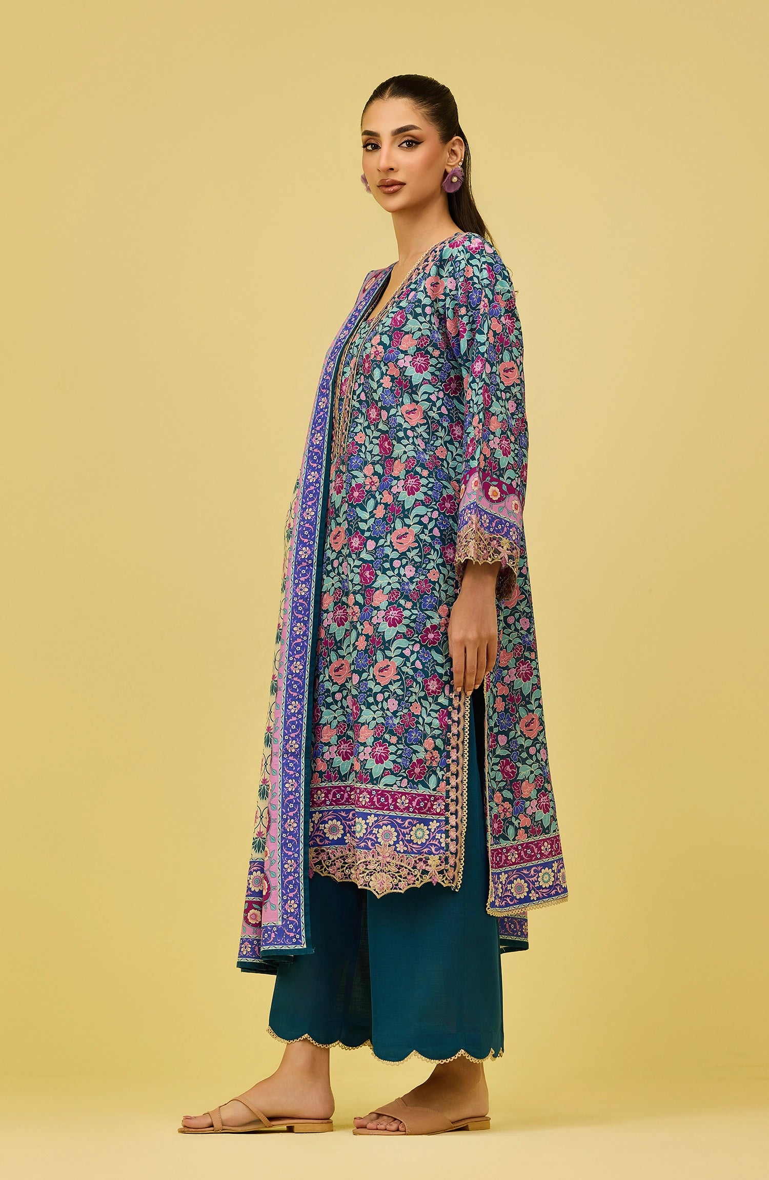 Unstitched | 3 Piece | Printed Embroidered | Khaddar Shirt | OTL-20846/U GREEN | KINZA
