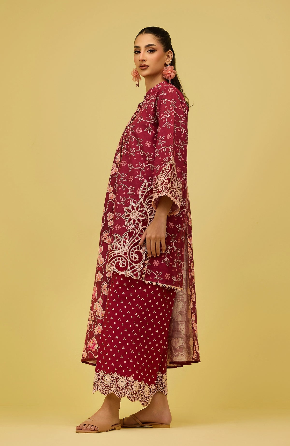 Unstitched | 3 Piece | Printed Embroidered | Khaddar Shirt | OTL-20796/U RED | JODA