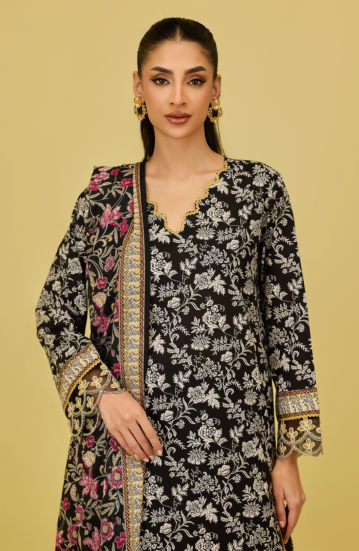 Unstitched | 3 Piece | Printed | Lawn Shirt | OTL-20606/U BLACK