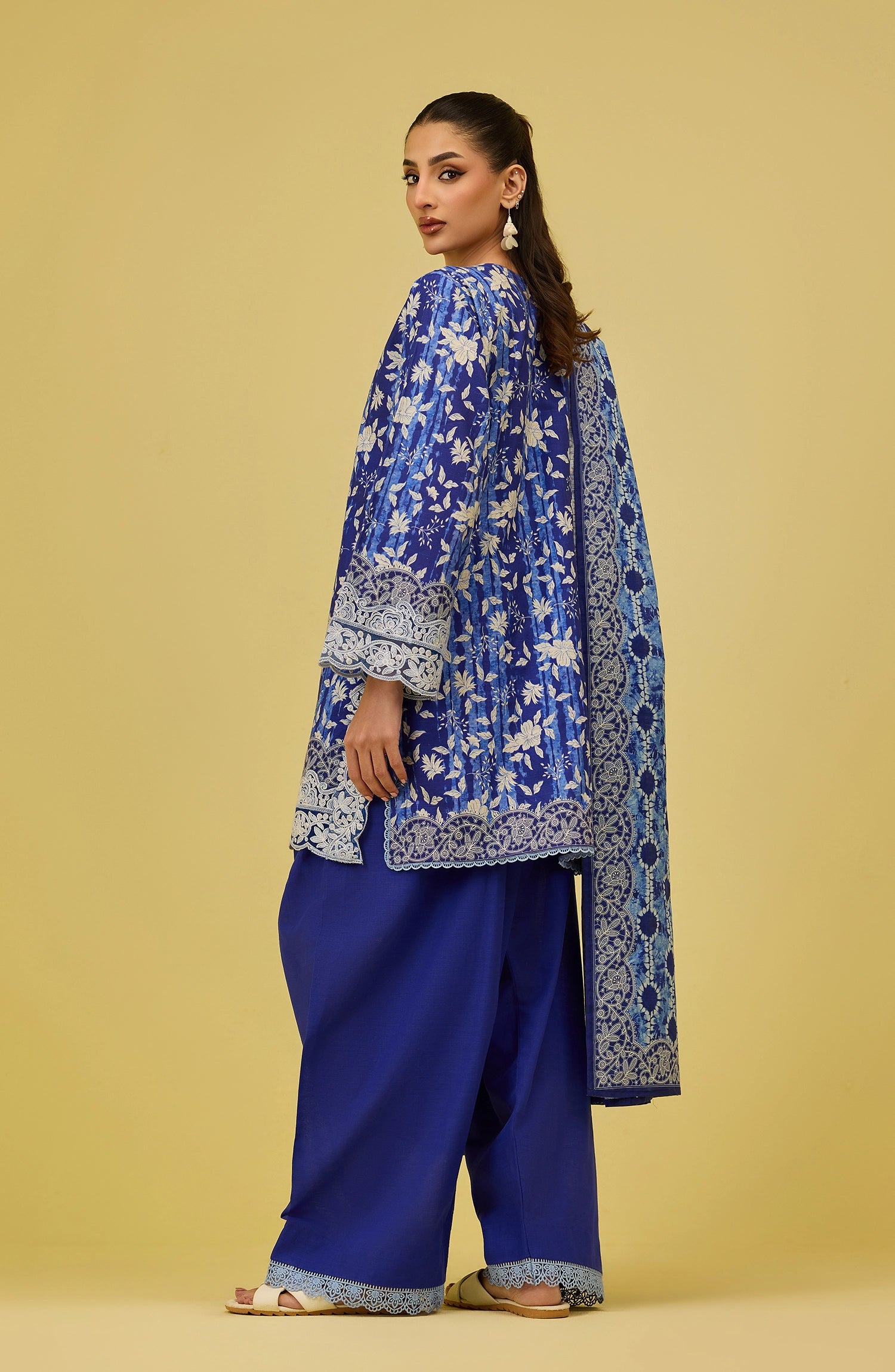 Unstitched | 3 Piece | Printed Embroidered | Khaddar Shirt | OTL-20786/U BLUE | RANG