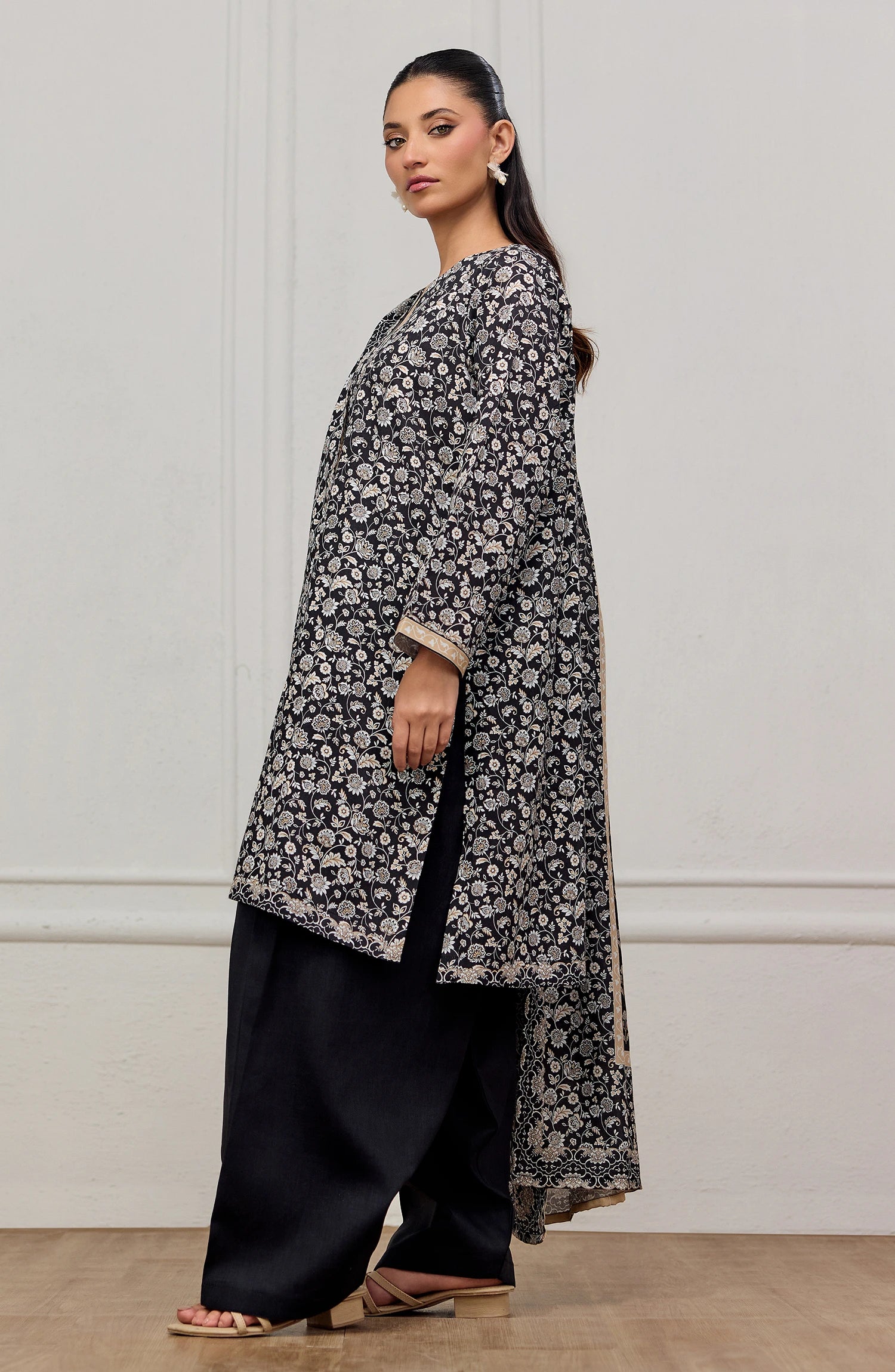Unstitched | 3 Piece | Printed | Cottel Lawn Shirt | OTL-20935/U BLACK