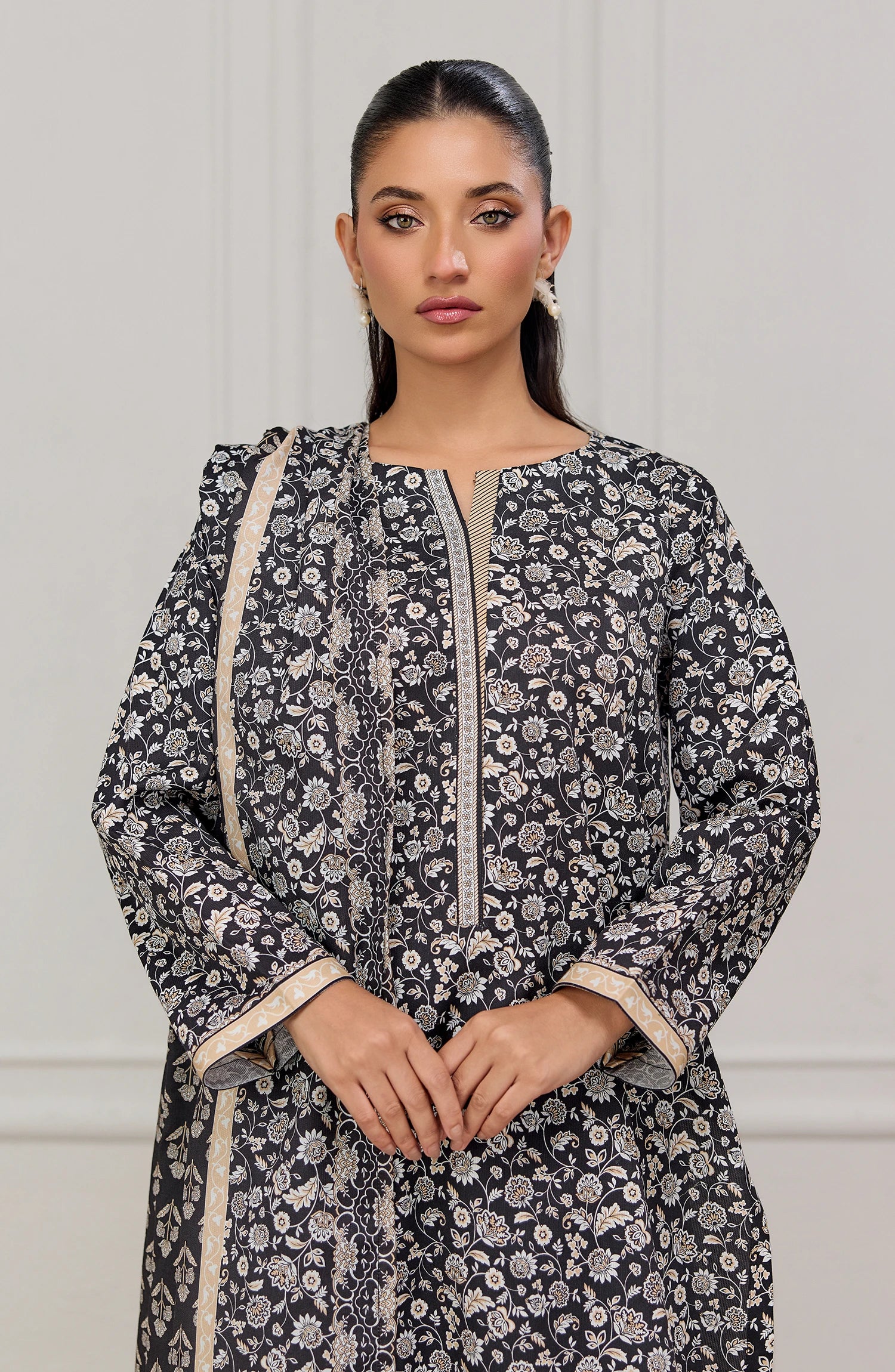 Unstitched | 3 Piece | Printed | Cottel Lawn Shirt | OTL-20935/U BLACK