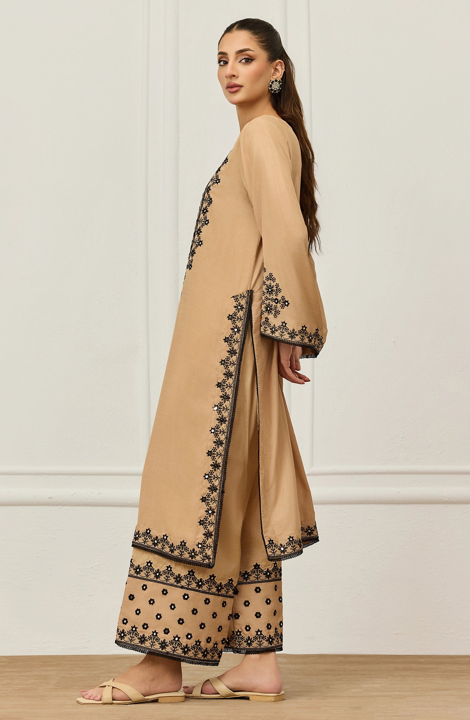 Stitched | 2 Piece | Embroidered | Raw Silk Shinny Shirt | WRHR25S-2053/S BEIGE