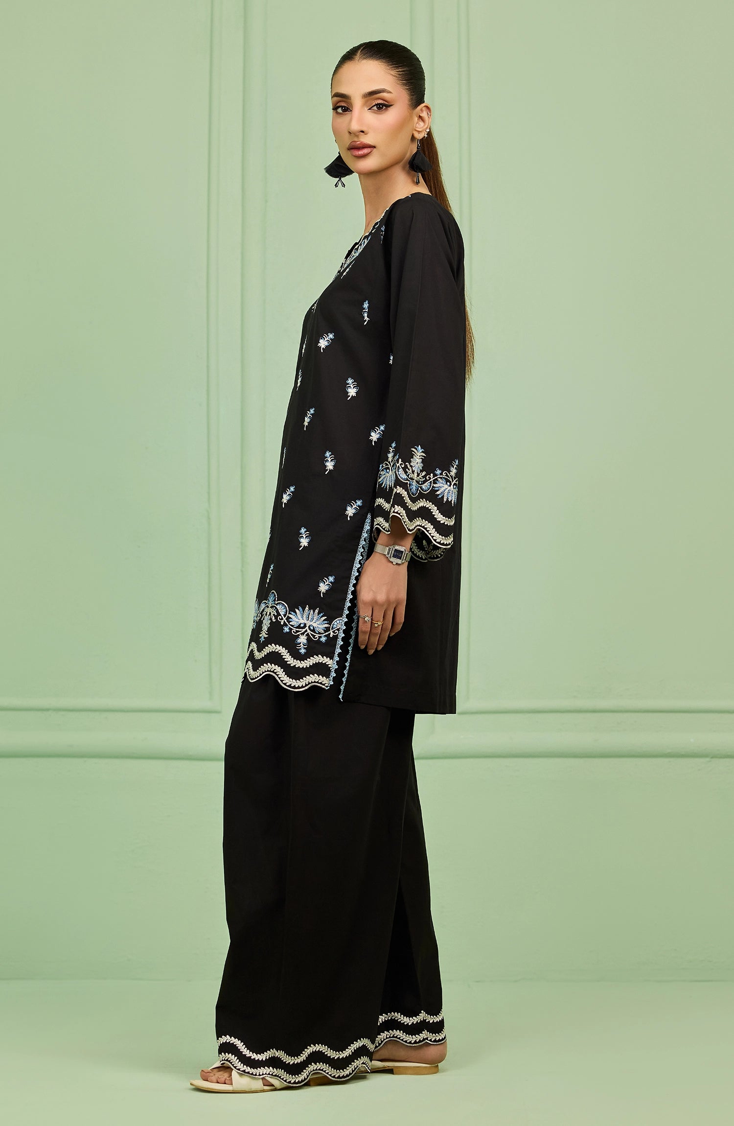 Stitched | 2 Piece | Embroidered | Lawn Shirt | WRHC26S-2013