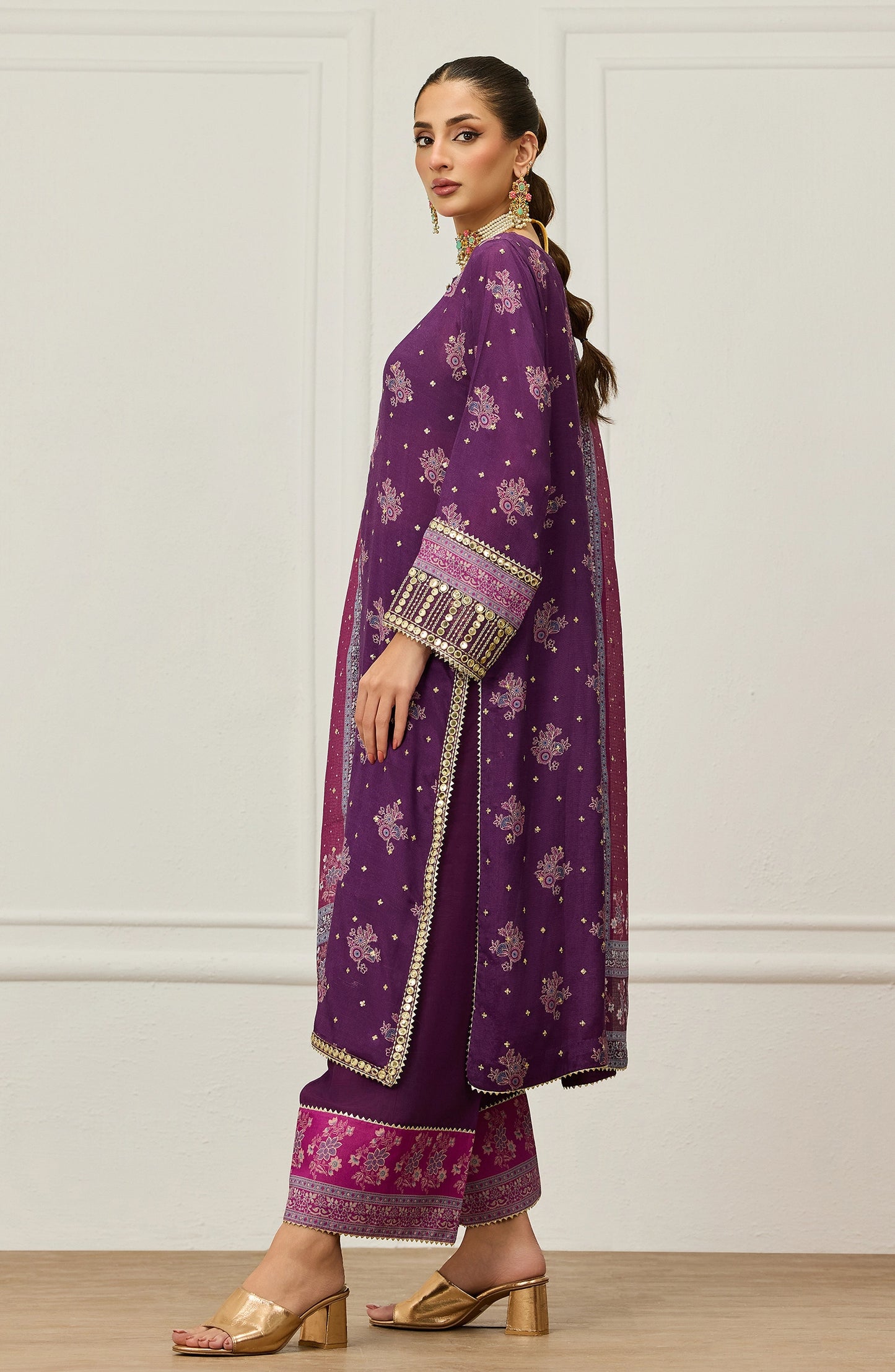 Stitched | 3 Piece | Embroidered | Raw Silk Shirt | WRFC25S-3028/S PURPLE