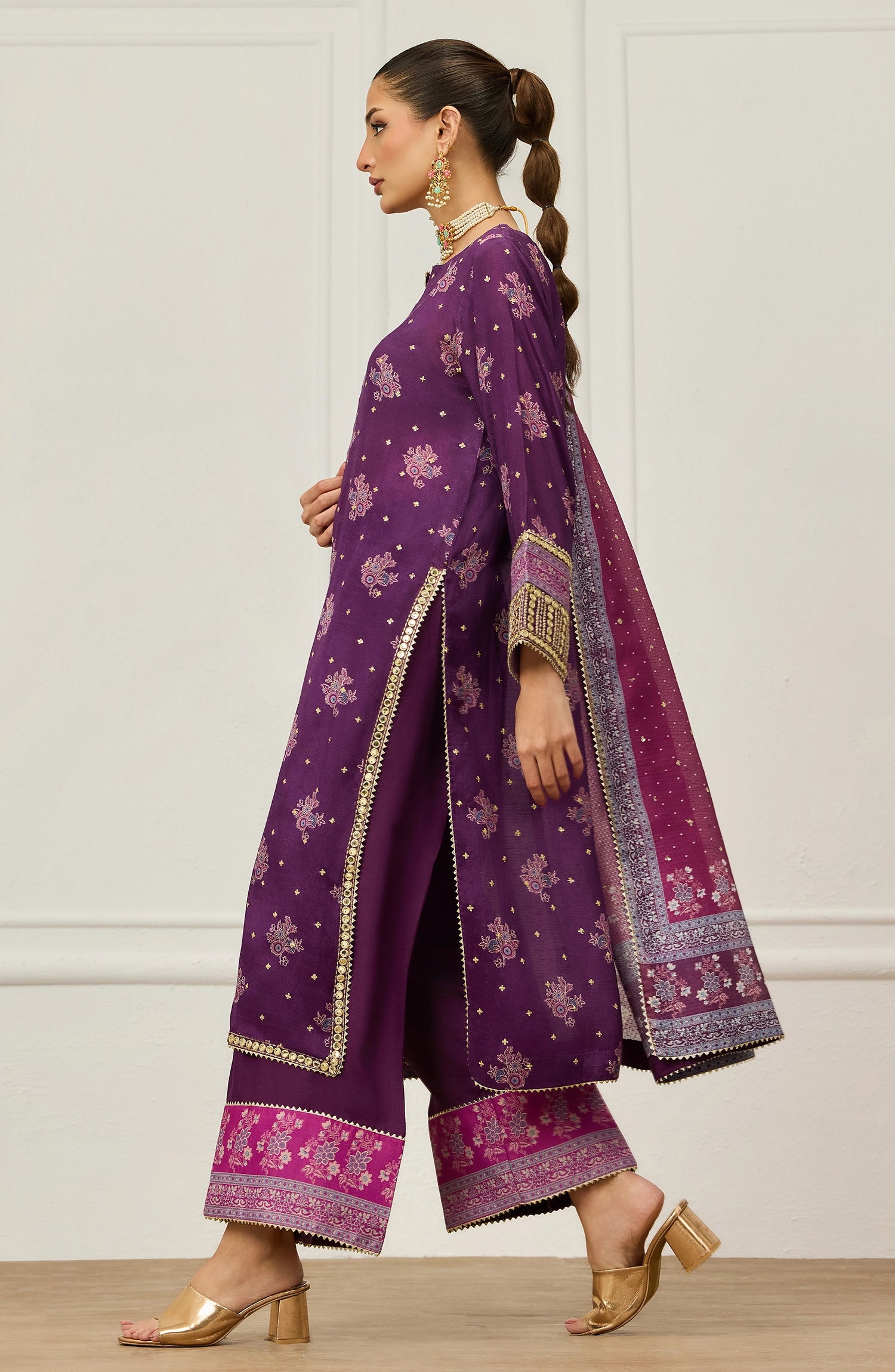 Stitched | 3 Piece | Embroidered | Raw Silk Shirt | WRFC25S-3028/S PURPLE