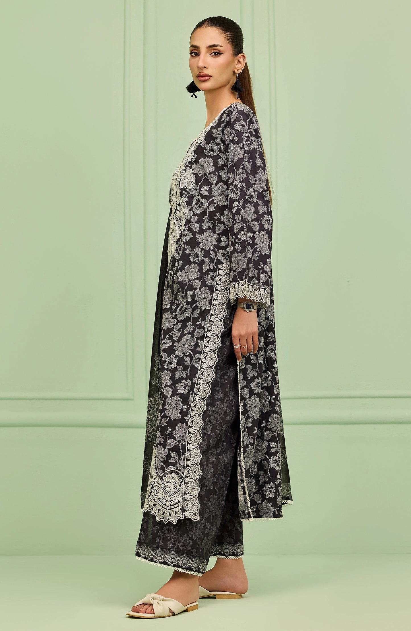 Unstitched | 3 Piece | Printed Embroidered | Lawn Shirt | OTL-20456/U BLACK