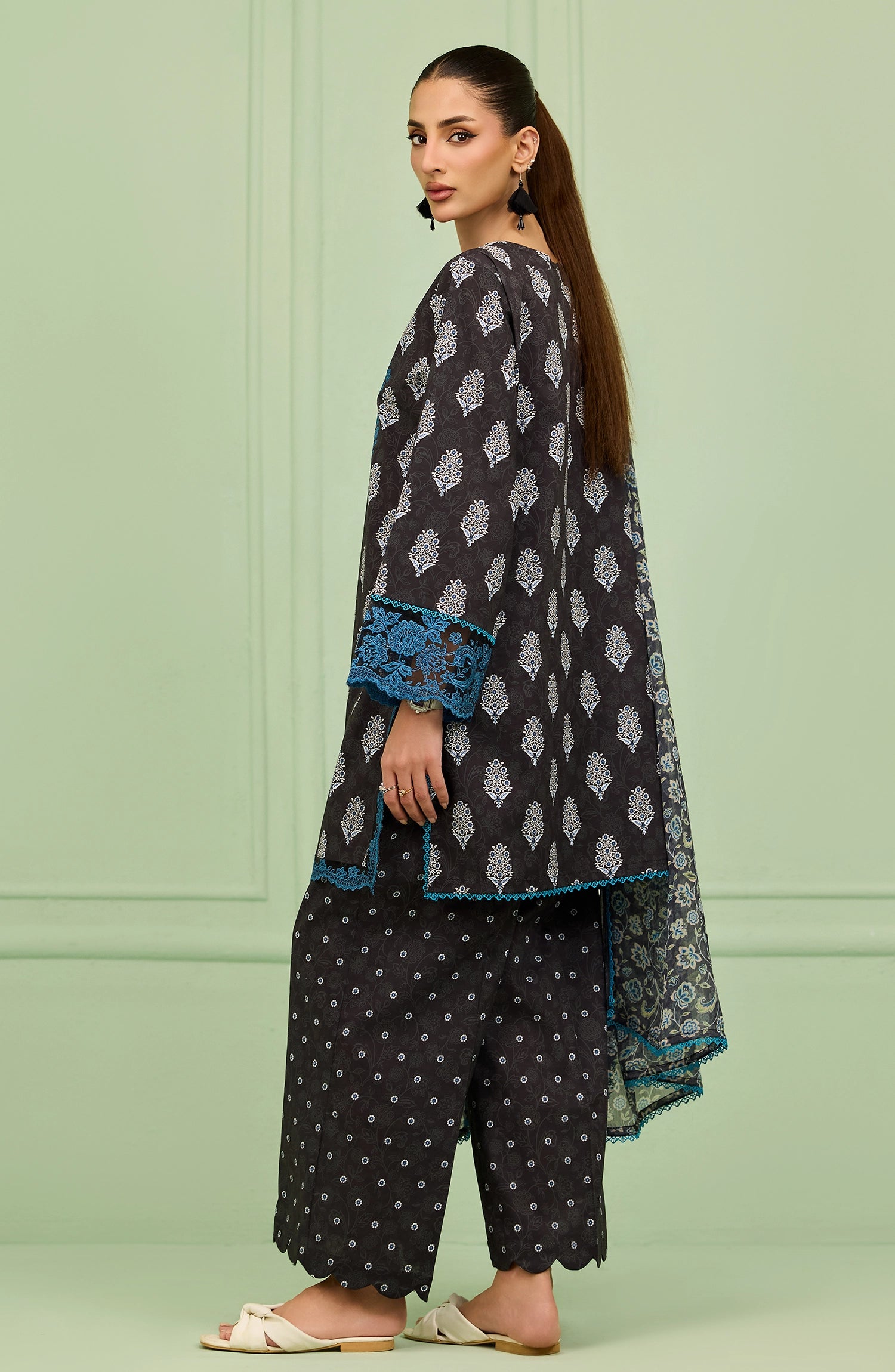 Unstitched | 3 Piece | Printed Embroidered | Lawn Shirt | OTL-20466/U BLACK