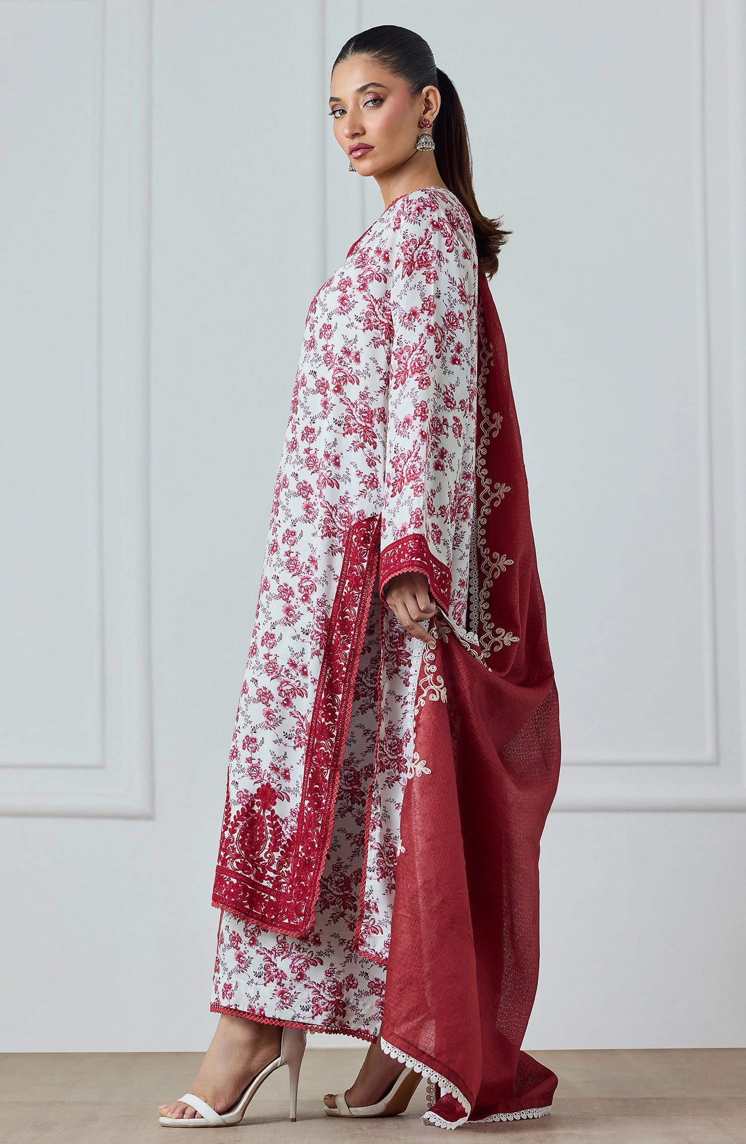 Stitched | 3 Piece | Embroidered | Raw Silk Shirt | WRCC25S-3005/S BEIGE