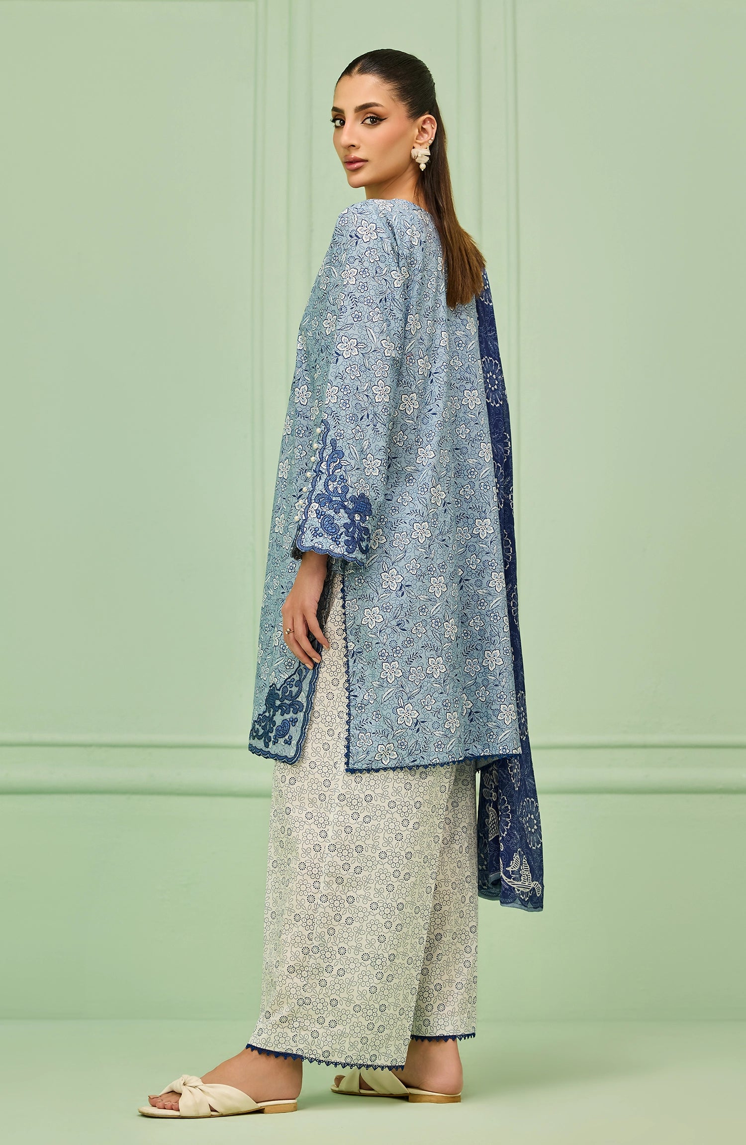 Unstitched | 3 Piece | Printed Embroidered | Lawn Shirt | OTL-20526/U BLUE