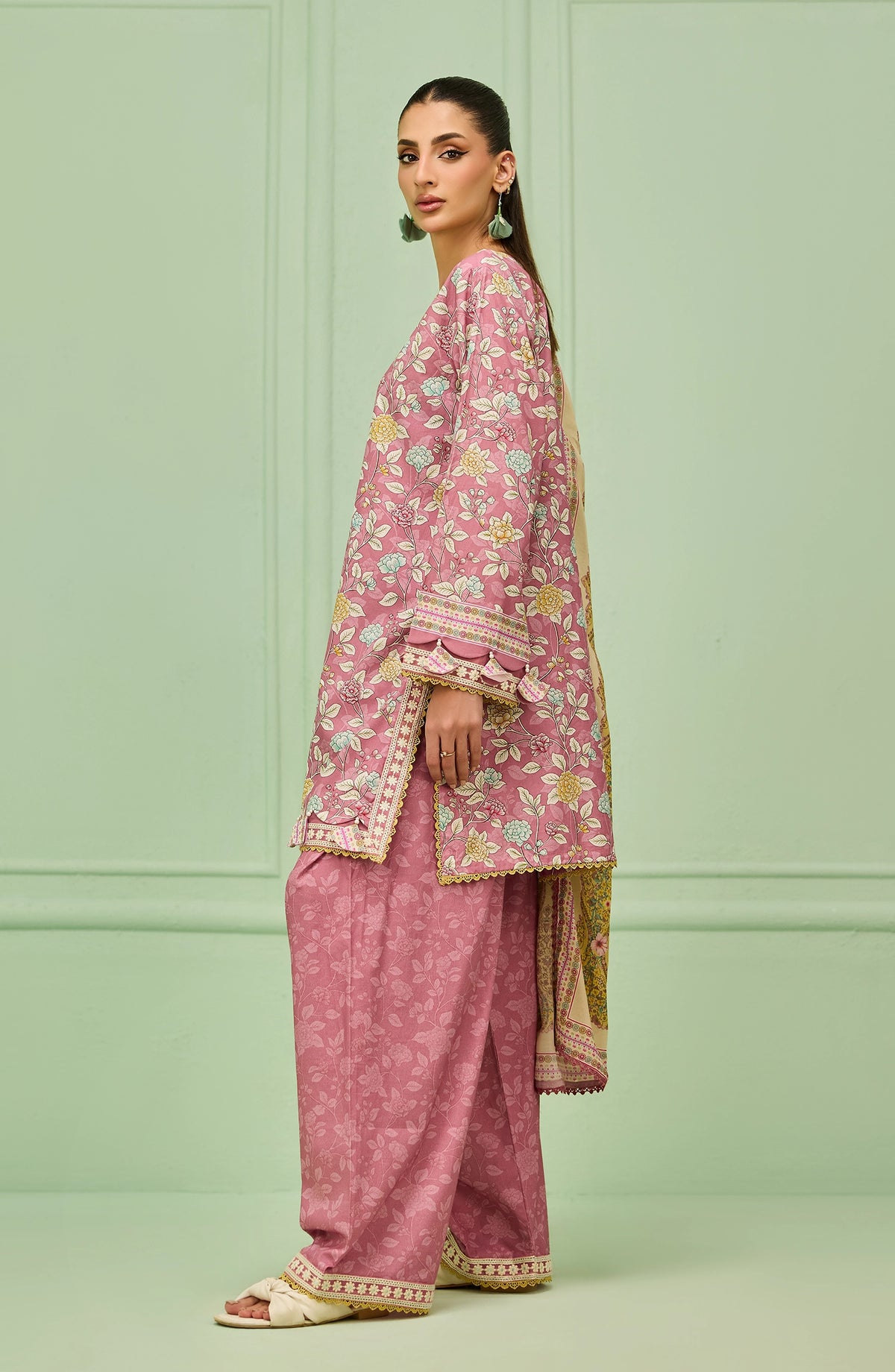 Stitched | 3 Piece | Embroidered | Cotton Viscose Shirt | WRHL26S-3007/S PINK