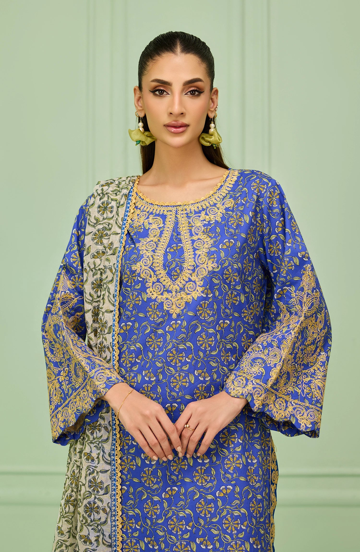 Stitched | 3 Piece | Embroidered | Lawn Shirt | WRHC26S-3002/S BLUE