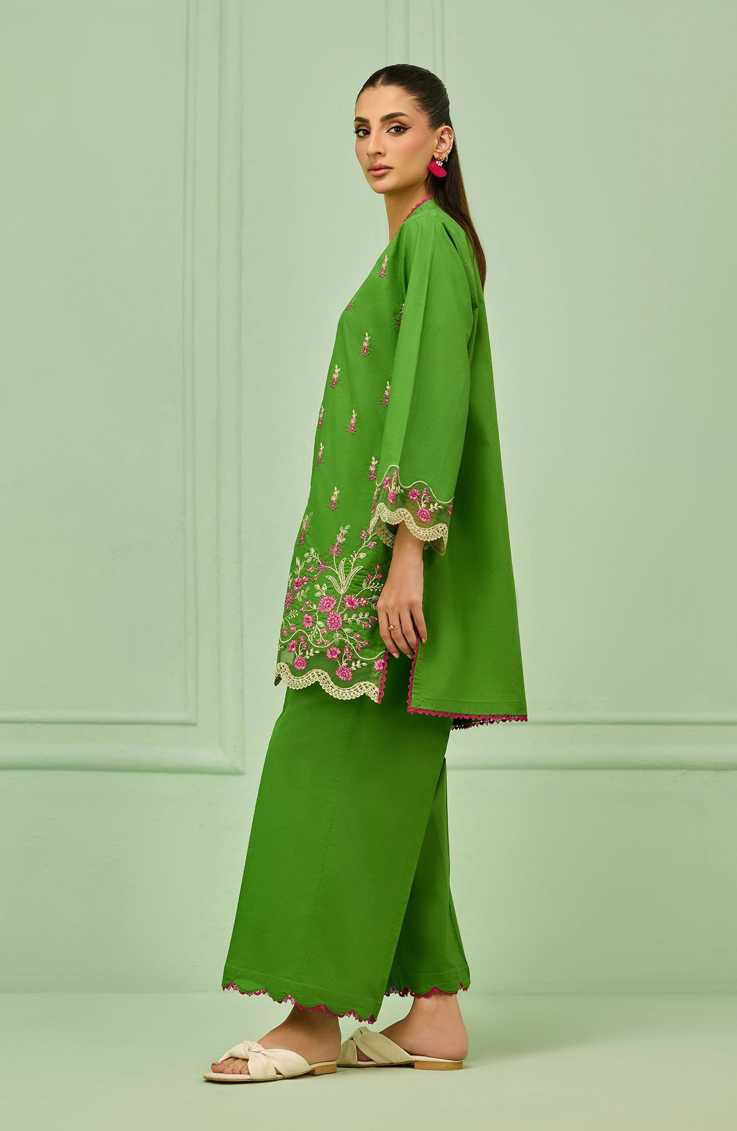 Stitched | 2 Piece | Embroidered | Lawn Shirt | WRHC26S-2017/S GREEN