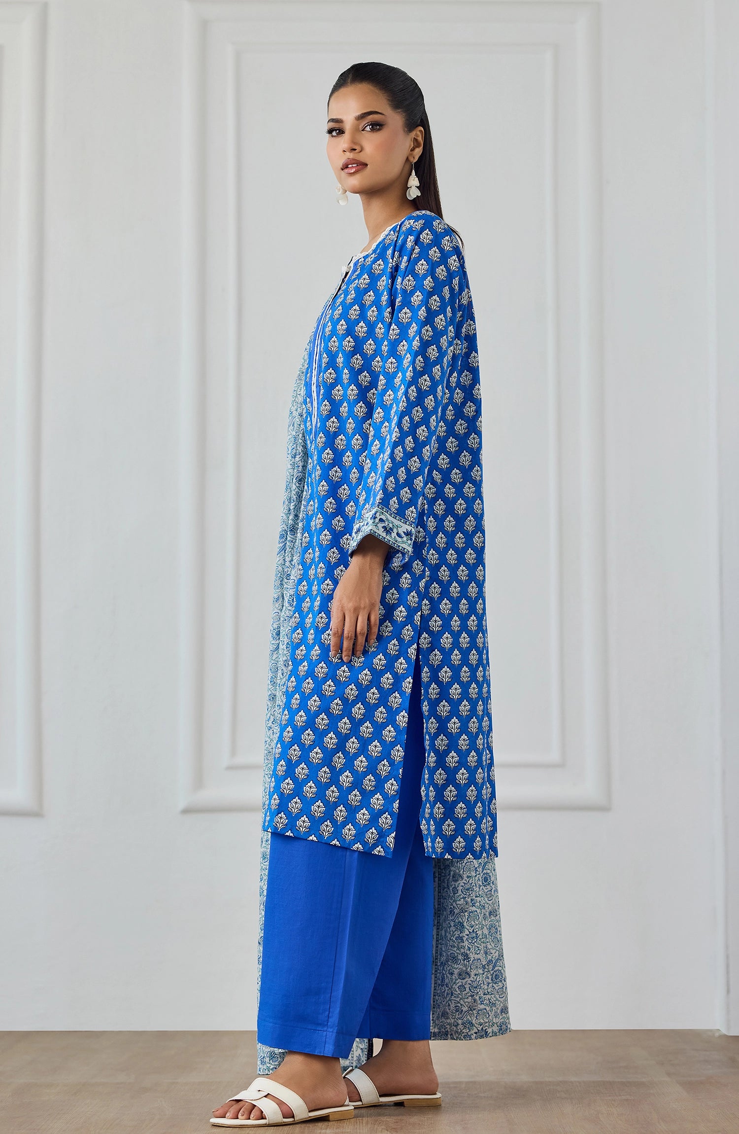Unstitched | 3 Piece | Printed | Lawn Shirt | OTL-25-516/U BLUE