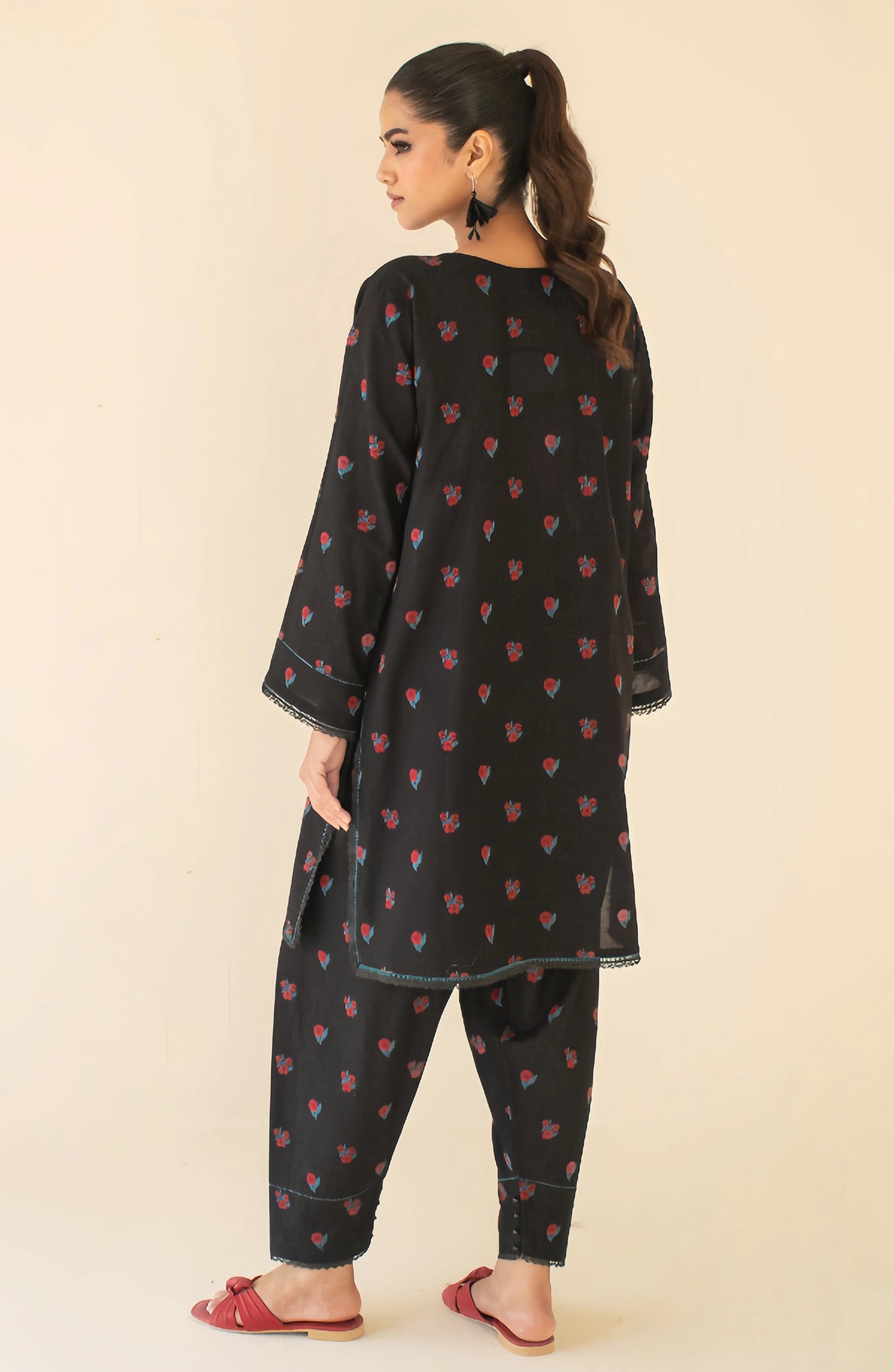 Stitched | 2 Piece | Plain lawn Jacquard | WRCY24S-2004