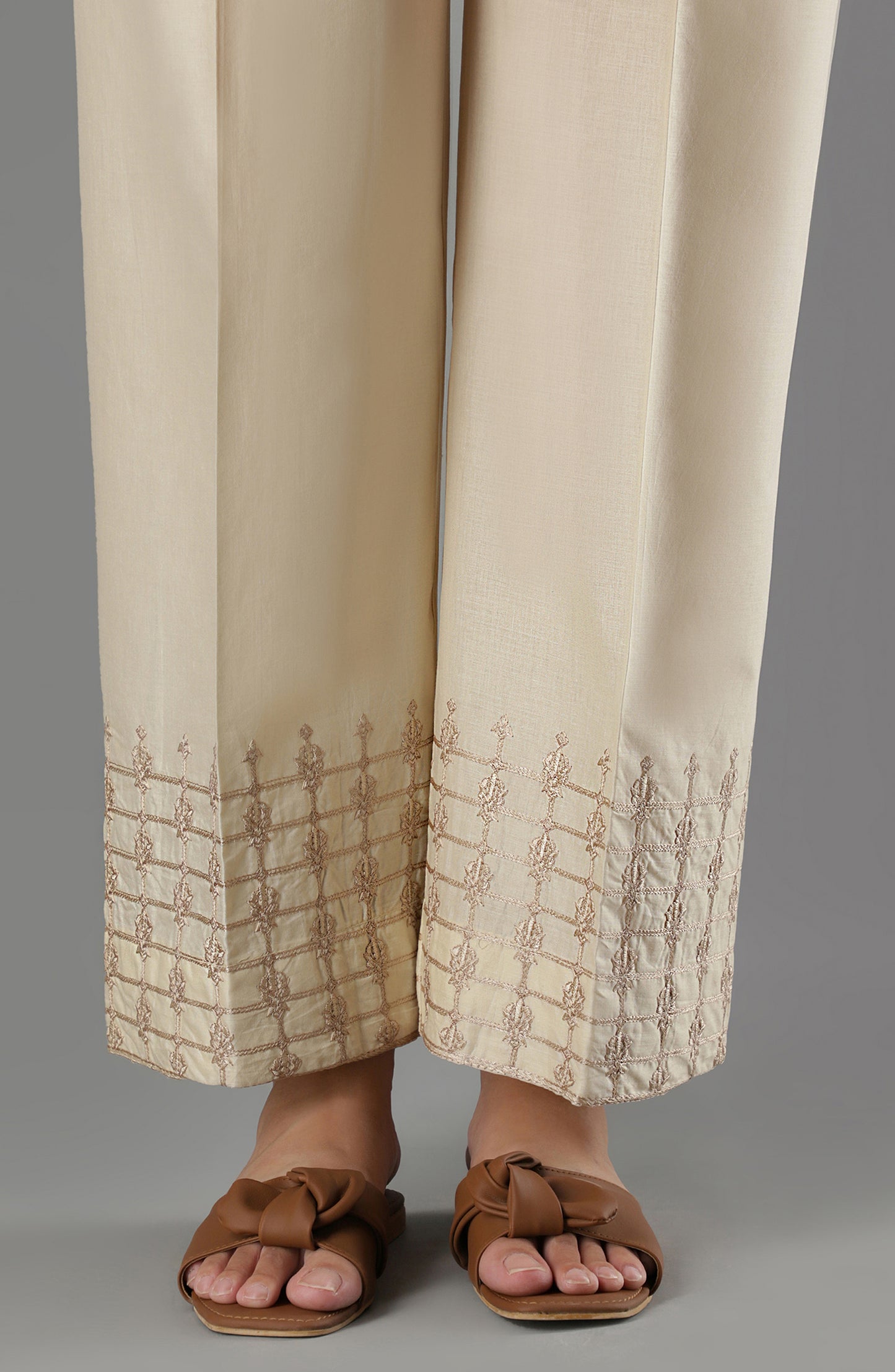 NRPE-65/S BEIGE CAMBRIC SCPANTS STITCHED BOTTOMS PANTS
